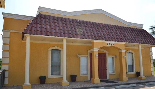EMAIL FOR SUMMER SPECIALS !!! AWESOME SECOND ROW BEACHSIDE HOME WITH PRIVATE POOL ON 1/2 ACRE