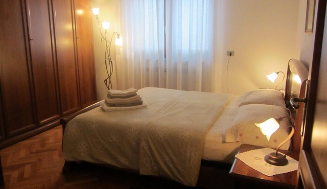 Emanuela Apartments are in a very good location in the middle of t