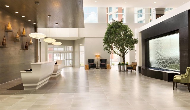 Embassy Suites by Hilton Charlotte Ayrsley