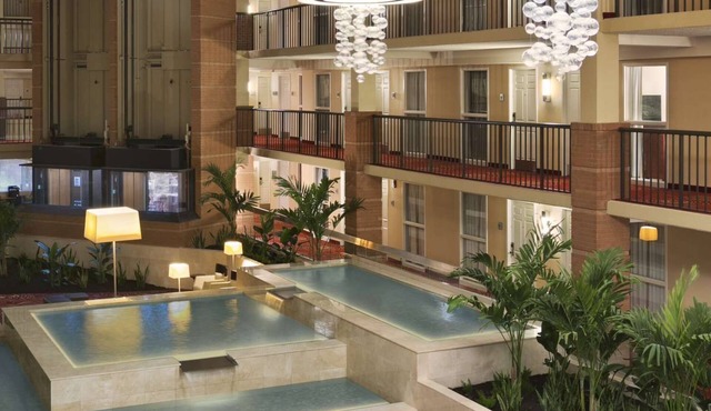 Embassy Suites by Hilton Cleveland Beachwood