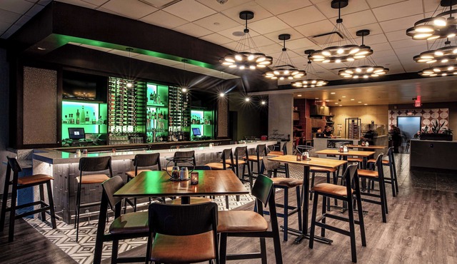 Embassy Suites by Hilton Chicago O'Hare Rosemont