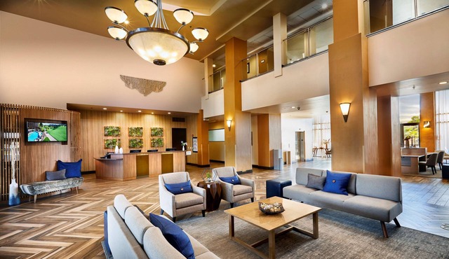 Embassy Suites by Hilton Phoenix Scottsdale