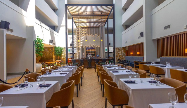 Embassy Suites by Hilton Philadelphia Valley Forge