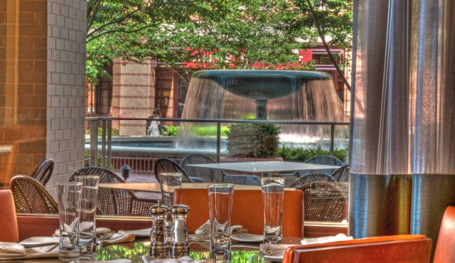 Embassy Suites by Hilton Alexandria Old Town
