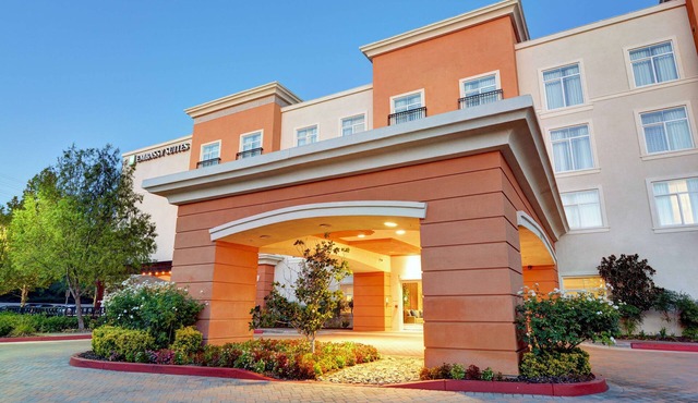 Embassy Suites by Hilton Valencia