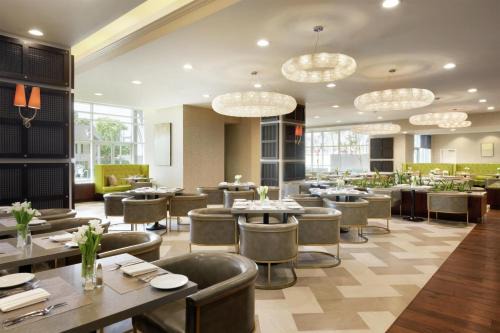 Embassy Suites Los Angeles Glendale