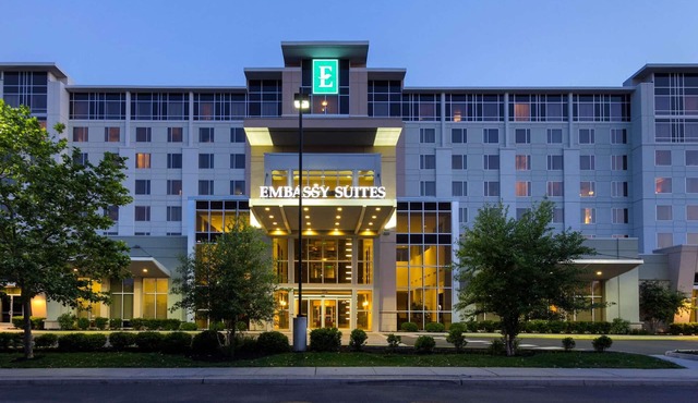 Embassy Suites Newark Airport