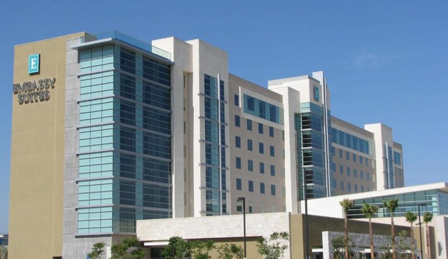Embassy Suites Ontario - Airport