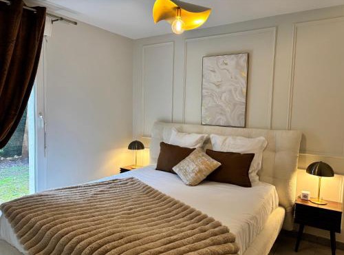 Emerald Chic - Terrace Fiber & Parking - 4 Guests