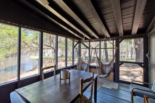 Emerald Cove Lakeside Cabin Paddle, Relax,Unwind