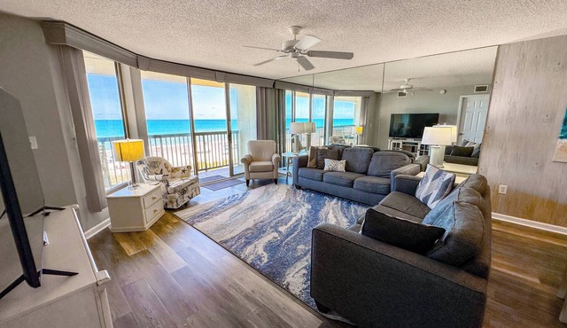 Emerald Cove II 4B! Oceanfront 3BR/3BA Condo with Stunning Views | Balcony | Smart TVs | Wi-Fi