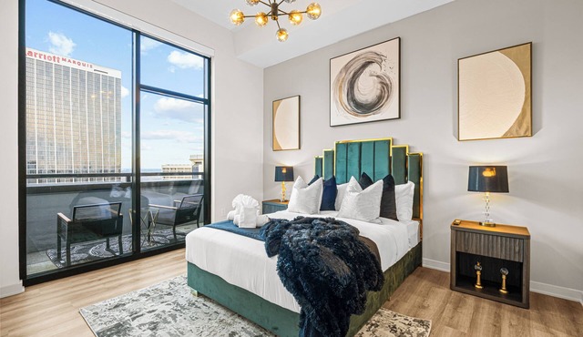 Emerald Grand – 27th FLR Penthouse | Luxury Short-Term Rentals in Atlanta, GA