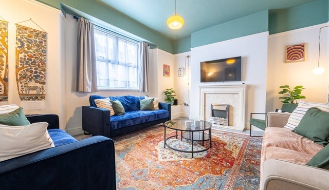 Emerald House by Tŷ SA