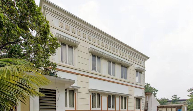 Emerald Inn Karawaci