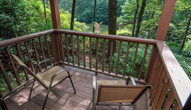 Emerald Lake Cabin- Lakefront - Hikes - MTB Trails - Couples