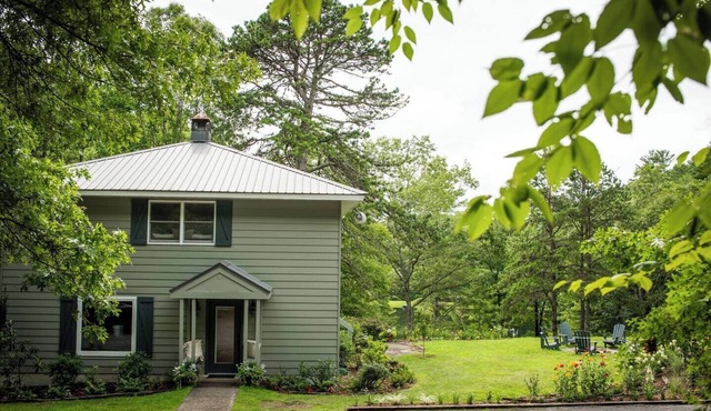 Emerald Lake Lodge - Lakefront - Families - Cozy - Fishing