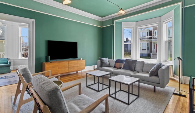 Emerald Victorian Patio 4+1 Bd Parking