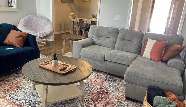 Emery’s Place GAME ROOM, 4BD 2BR near Palo Duro Canyon