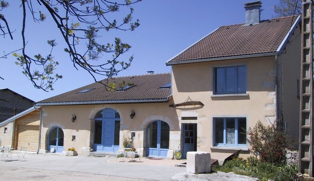 Emilie Gîte in an old Haut-Jura farmhouse