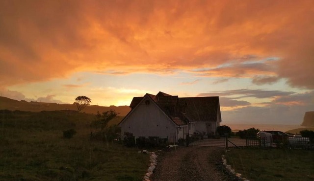 Emma's Self Contained luxury apartment