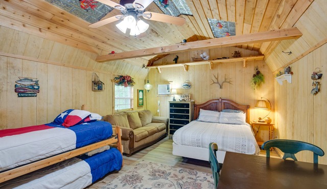 Emory Studio Cabin w/Lake Fork Boat Access!