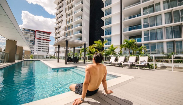 Empire Apartment Hotel