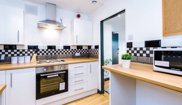 Empire Blackpool Apartments - Tyldesley Road