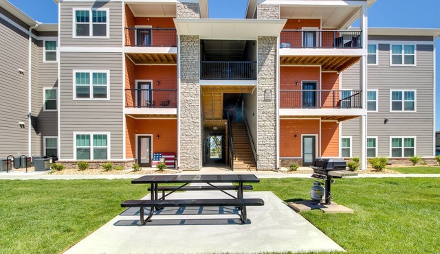 Emporia Apt w/ Playground: 2 Mi to Main Street!
