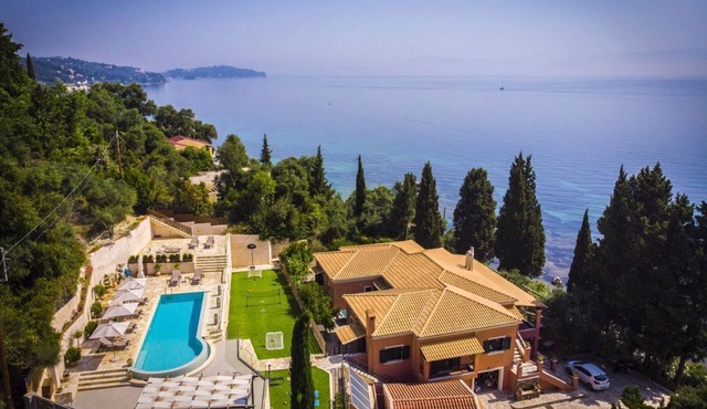 Empress Sissi - Seven Bedroom Villa, Sleeps 14