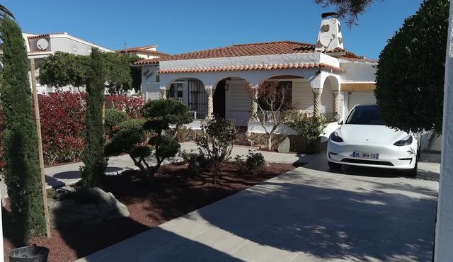 Empuriabrava: House/Villa - Castelló d'Empúries