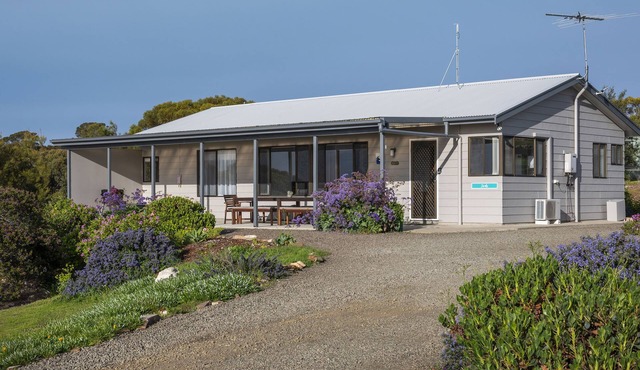 Emu Bay Holiday Homes
