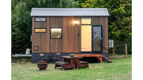 Emus Nest by Tiny Away