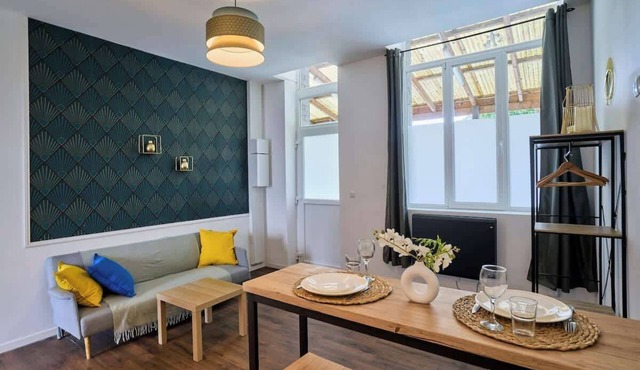 En déplacement 2, Wifi, 10 minutes de la gare