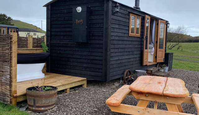 En-suite Shepherds Huts