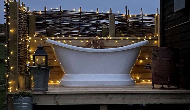 En-suite Shepherds Huts