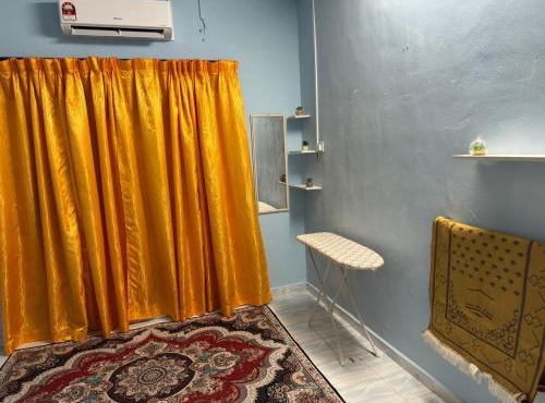 Enalys Homestay Manjung