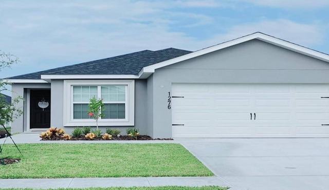 Encanto at Auburndale: "Where it feels like home"