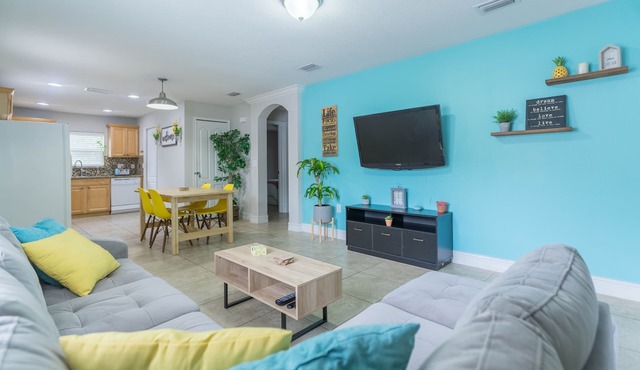 Enchanted 3 Bedroom Home near Downtown Winter Garden