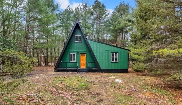 Enchanted A-Frame Cabin | Hot Tub | Firepit