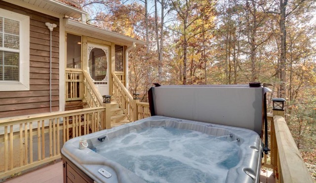 Enchanted Forest Cottage with Hot Tub!