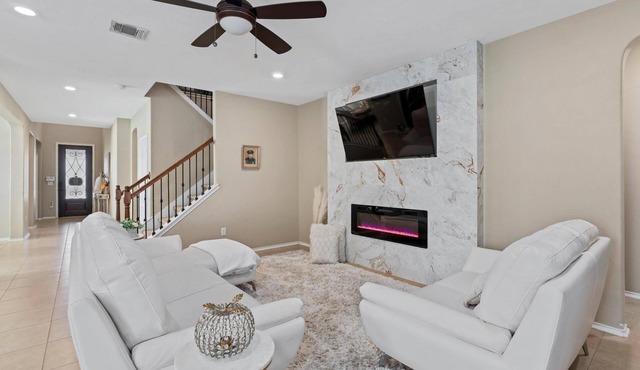 Enchanted Luxury Home Near Downtown Austin