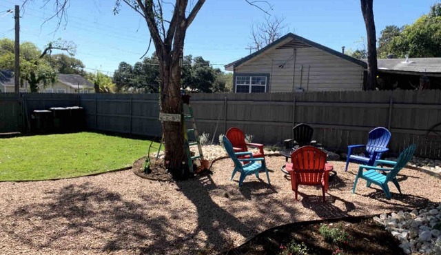 Enchanted Mermaid Cottage~Fire pit~Great backyard