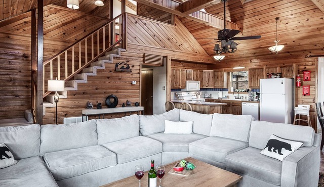 Enchanted Oak Cabin