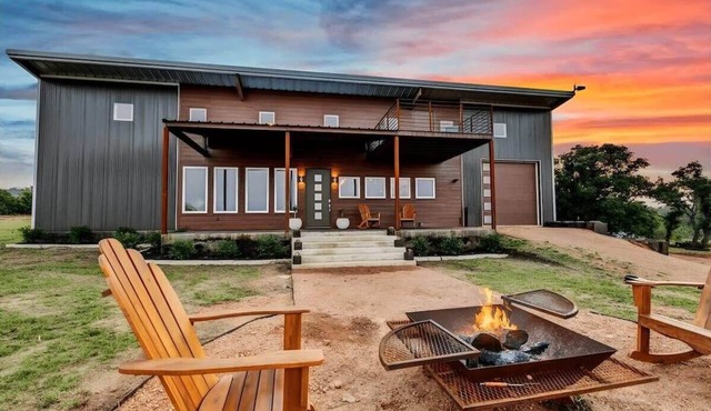 Enchanted Rock Ridge | Cowboy Pool|Hot Tub|Firepit