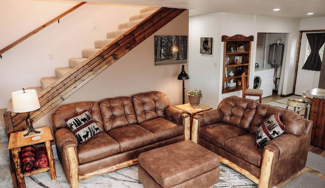 Enchanting 3-bedroom cottage in Esterbrook- Douglas