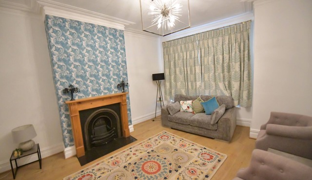 Enchanting 3-bedroom house in Stockport