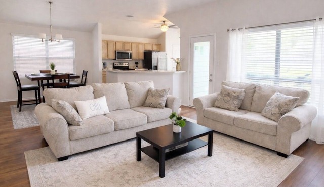 Enchanting 3-bedroom house in charming McKinney