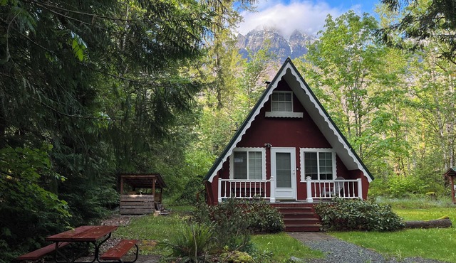 Enchanting A Frame Cabin in Baring - Perfect for a cozy getaway
