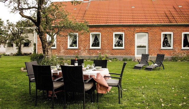 Enchanting atmosphere at Nolde country estate