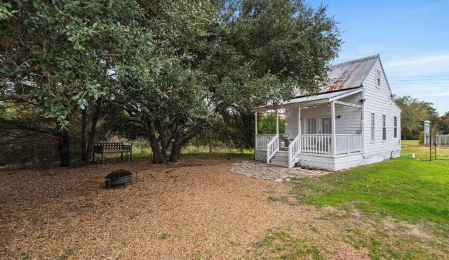 Enchanting Casita, 5 minutes to Round Top!